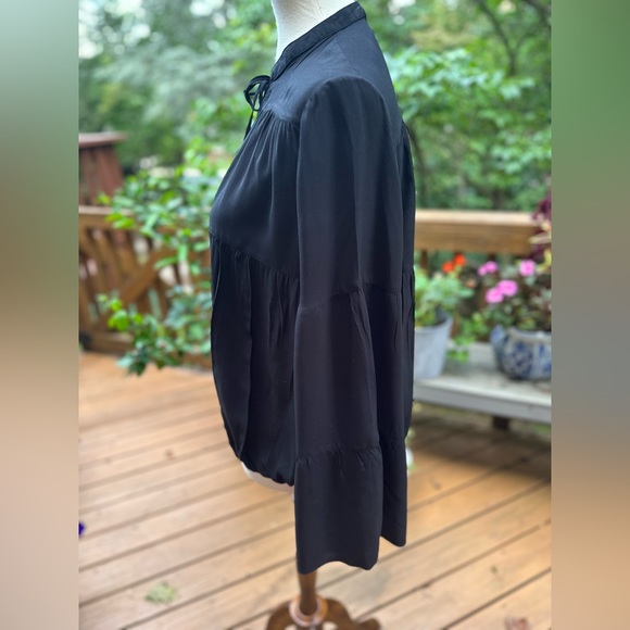 H&M Boho Tie Neck Blouse Bell Sleeve Ruffle Size 10 - Picture 4 of 5